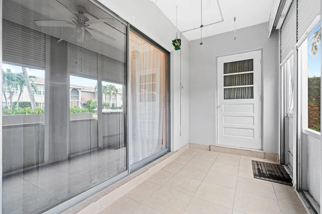 250 NE 20th Street Boca Raton FL 33431