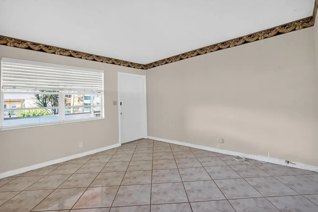 5300 Washington Street Hollywood FL 33021