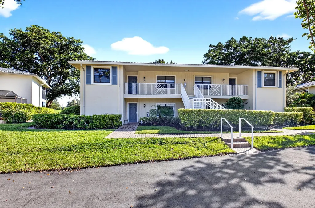 3 Westgate Lane Boynton Beach FL 33436