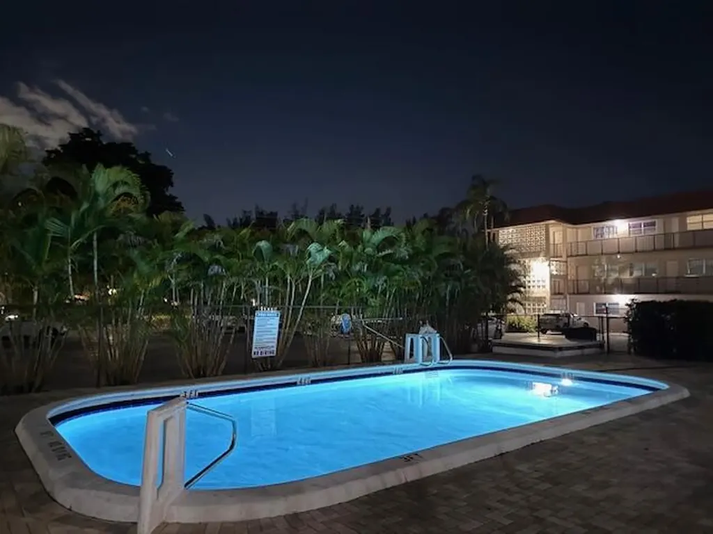 3930 Crystal Lake Drive Deerfield Beach FL 33064