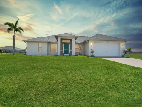 821 NW 20th Avenue Cape Coral FL 33993