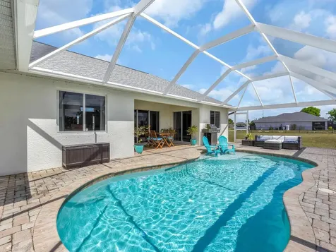 821 NW 20th Avenue Cape Coral FL 33993