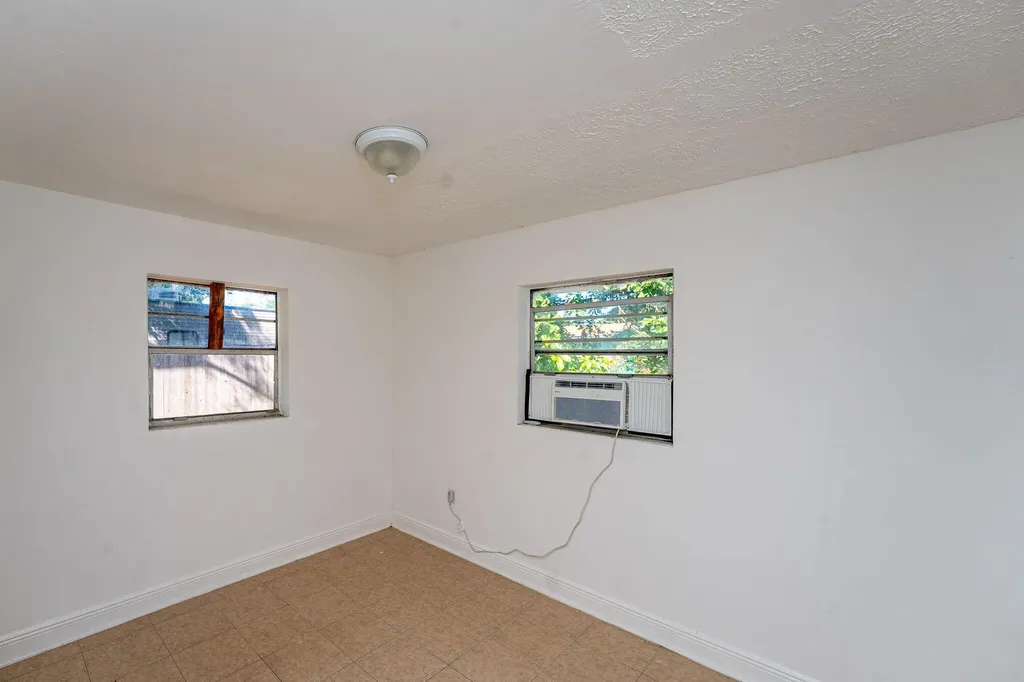 2108 Avenue E Fort Pierce FL 34950