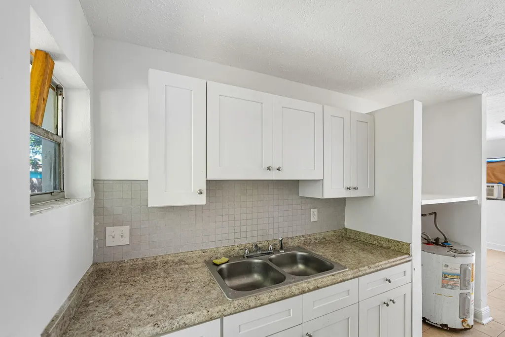 2108 Avenue E Fort Pierce FL 34950