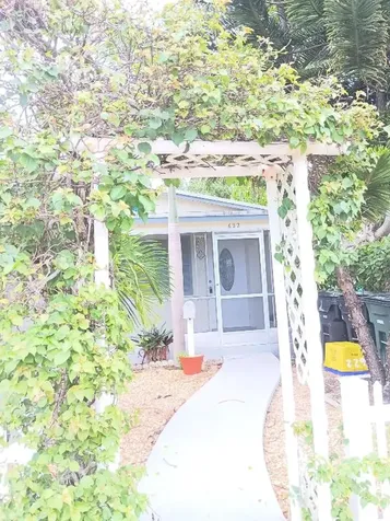 622 N L Street Lake Worth Beach FL 33460