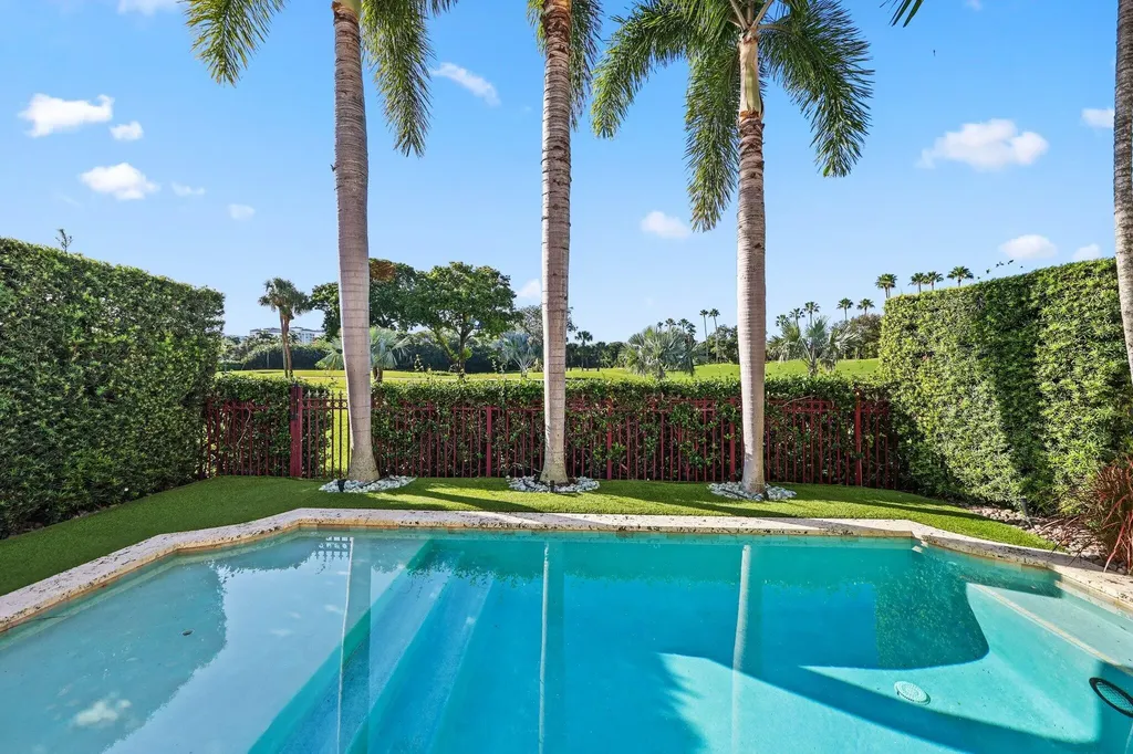 340 E Royal Palm Road Boca Raton FL 33432