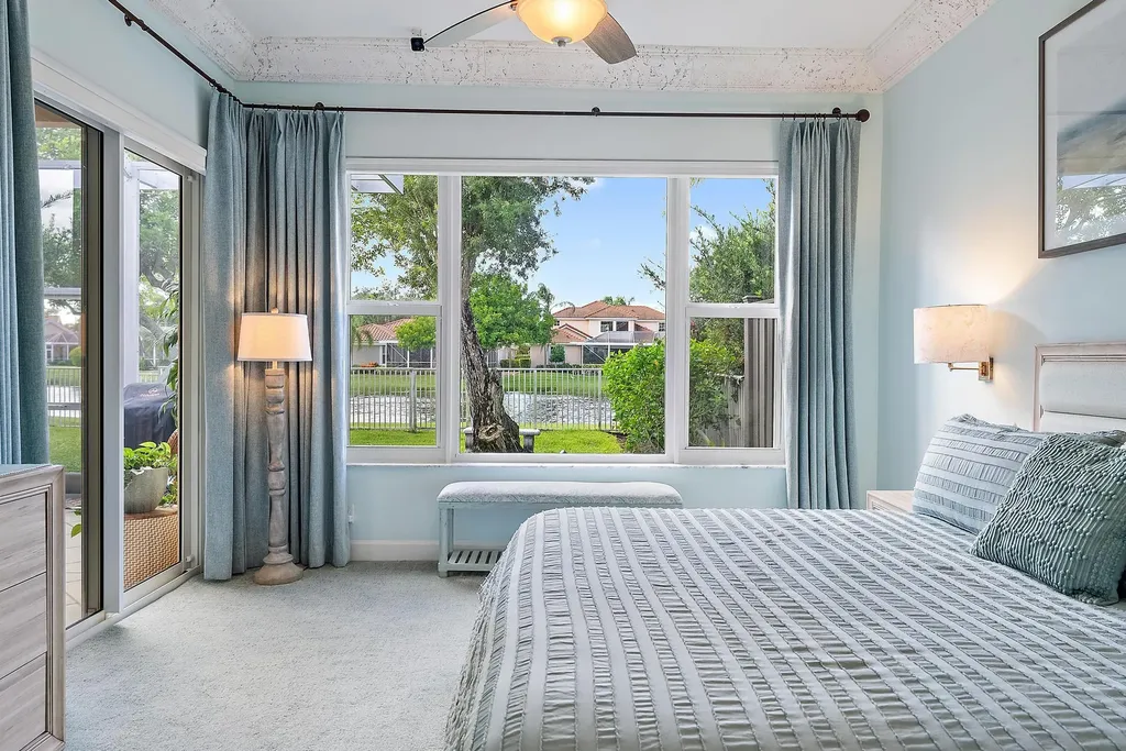 718 Pinehurst Way Palm Beach Gardens FL 33418