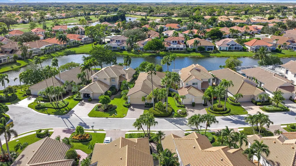 718 Pinehurst Way Palm Beach Gardens FL 33418