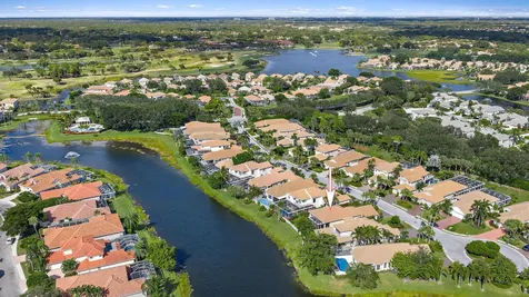 718 Pinehurst Way Palm Beach Gardens FL 33418