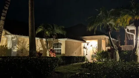 718 Pinehurst Way Palm Beach Gardens FL 33418
