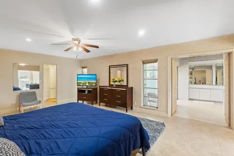 5104 White Oak Lane E Tamarac FL 33319