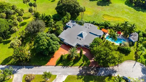 5104 White Oak Lane E Tamarac FL 33319