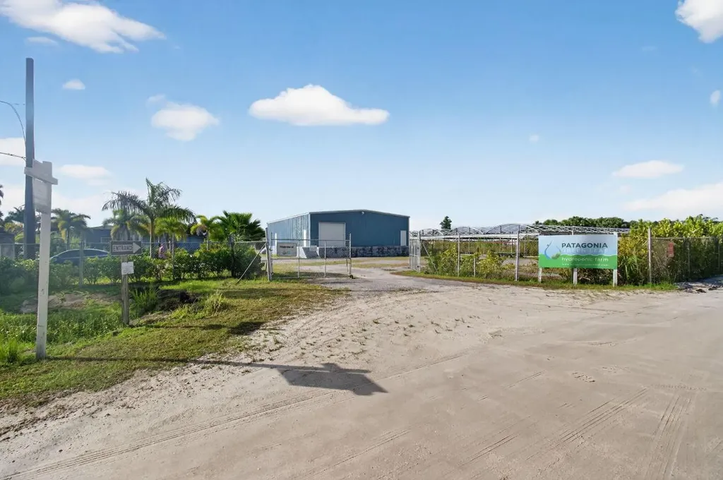 9720 87th Place S Boynton Beach FL 33472