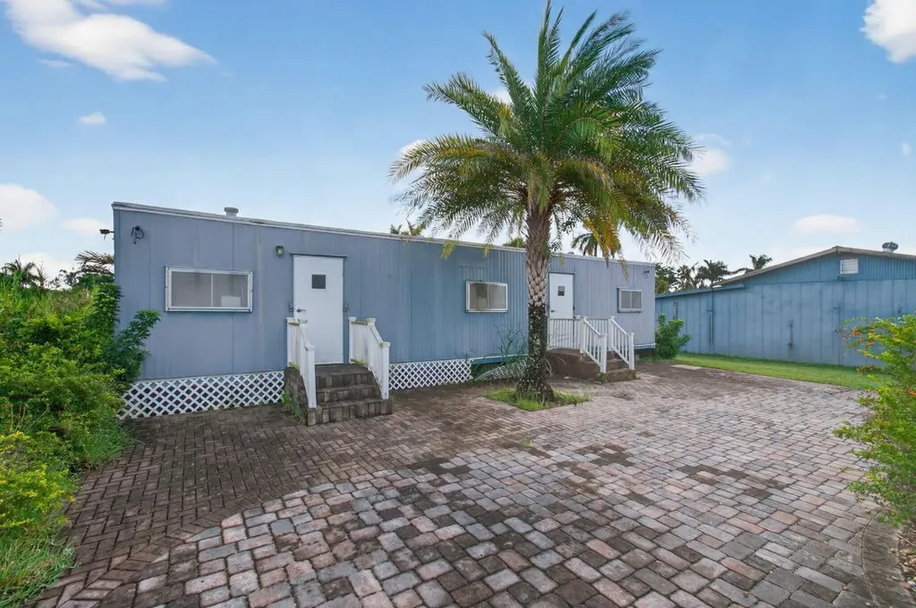 9720 87th Place S Boynton Beach FL 33472