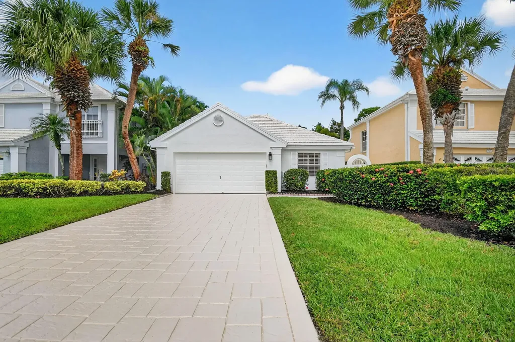 9333 Heathridge Drive West Palm Beach FL 33411