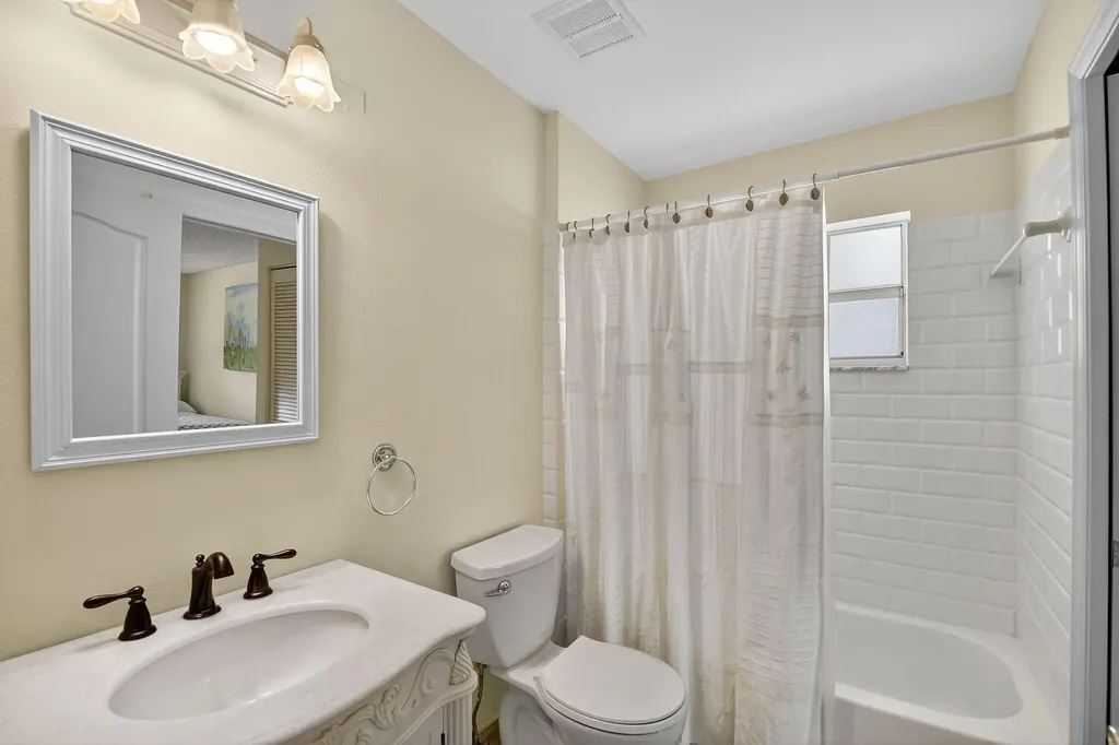 9333 Heathridge Drive West Palm Beach FL 33411