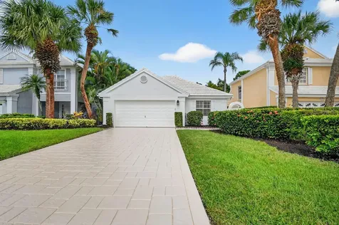 9333 Heathridge Drive West Palm Beach FL 33411