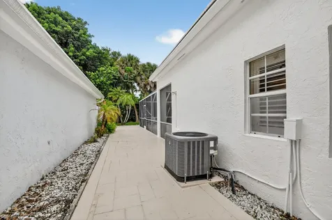 9333 Heathridge Drive West Palm Beach FL 33411
