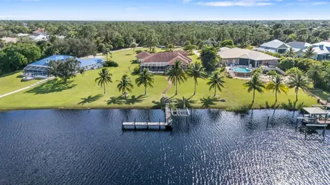 2501 SE North Lookout Boulevard Port St Lucie FL 34984