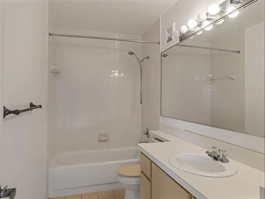 1923 Stratford Way West Palm Beach FL 33409