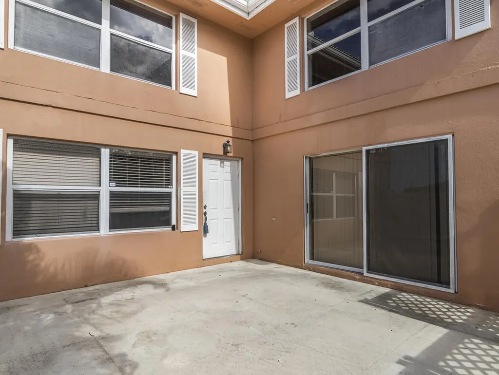 1923 Stratford Way West Palm Beach FL 33409