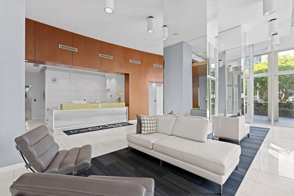 300 S Australian Avenue West Palm Beach FL 33401