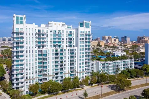 300 S Australian Avenue West Palm Beach FL 33401