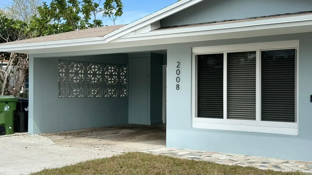 2008 NW 10th Avenue Fort Lauderdale FL 33311