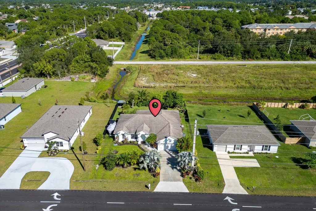 873 SW Tulip Boulevard Port St Lucie FL 34953