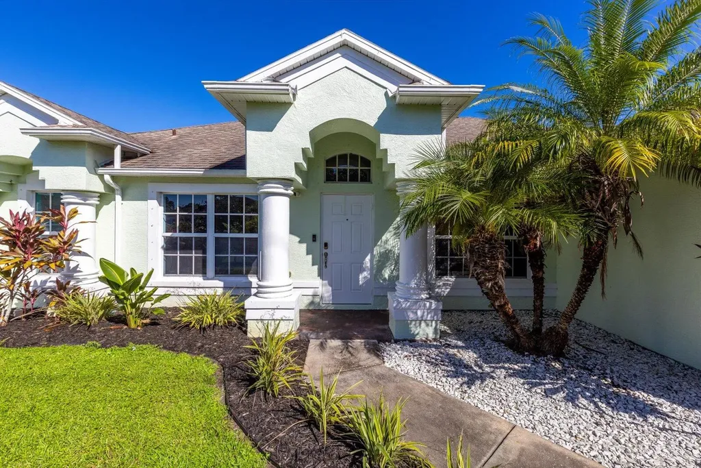 873 SW Tulip Boulevard Port St Lucie FL 34953