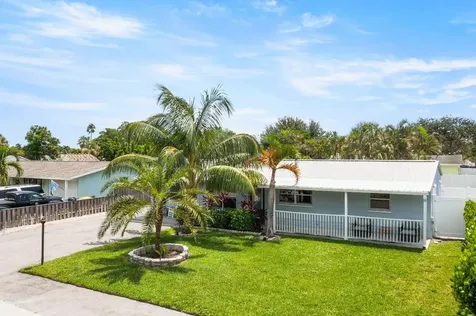 19165 SE Homewood Avenue Jupiter FL 33469