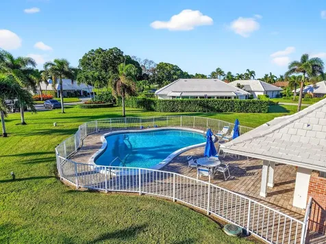 355 Villa Drive S Atlantis FL 33462