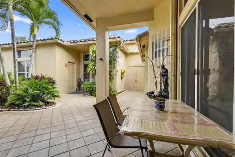 2613 Arbor Lane Royal Palm Beach FL 33411