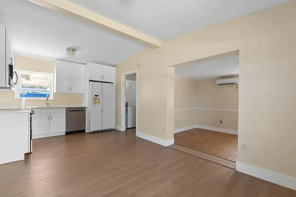 200 Plum Tree Drive Lake Worth FL 33462