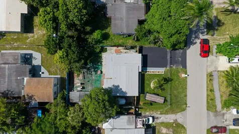 200 Plum Tree Drive Lake Worth FL 33462