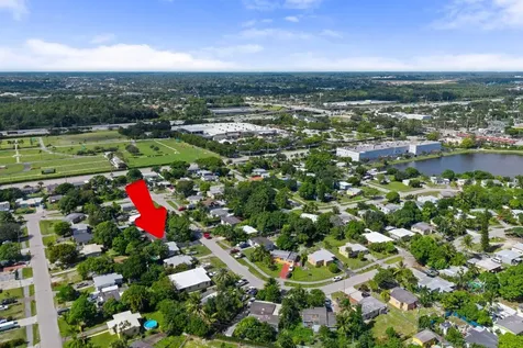200 Plum Tree Drive Lake Worth FL 33462