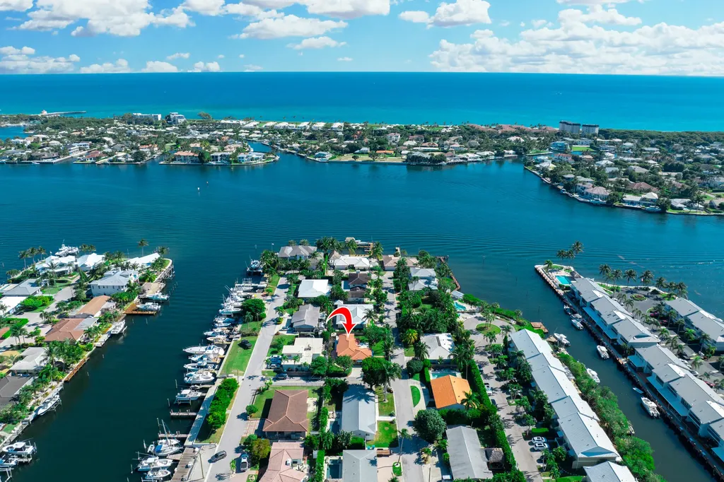 815 South Road Boynton Beach FL 33435