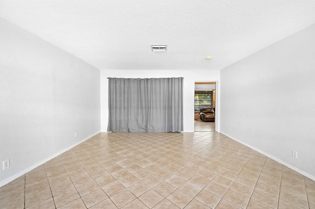 815 South Road Boynton Beach FL 33435