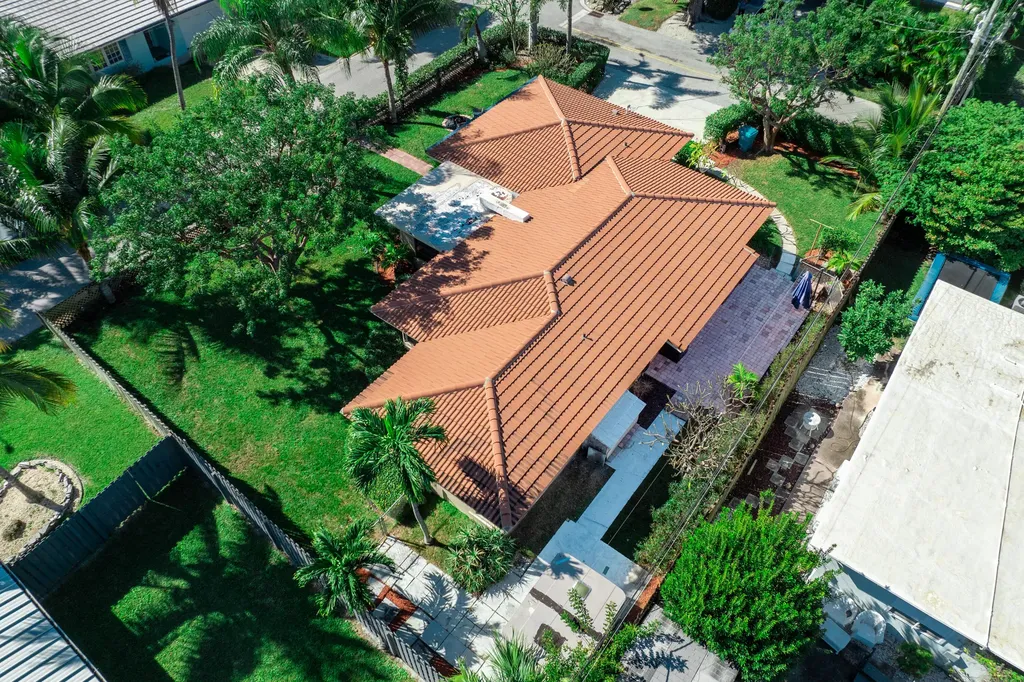 815 South Road Boynton Beach FL 33435
