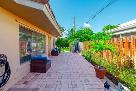 815 South Road Boynton Beach FL 33435
