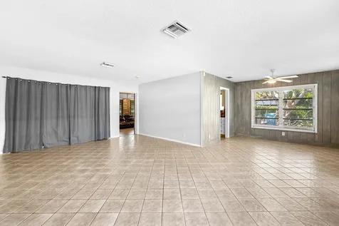815 South Road Boynton Beach FL 33435