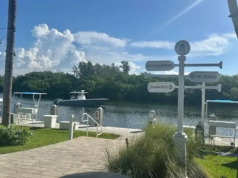 815 South Road Boynton Beach FL 33435
