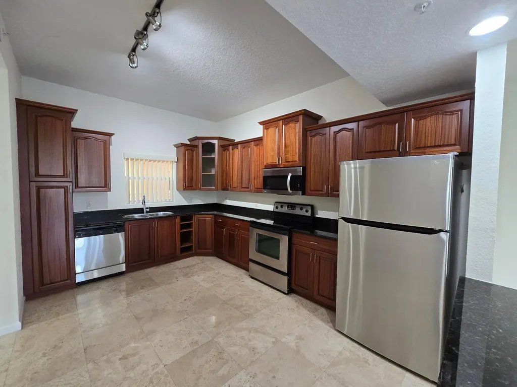 1640 Presidential Way West Palm Beach FL 33401
