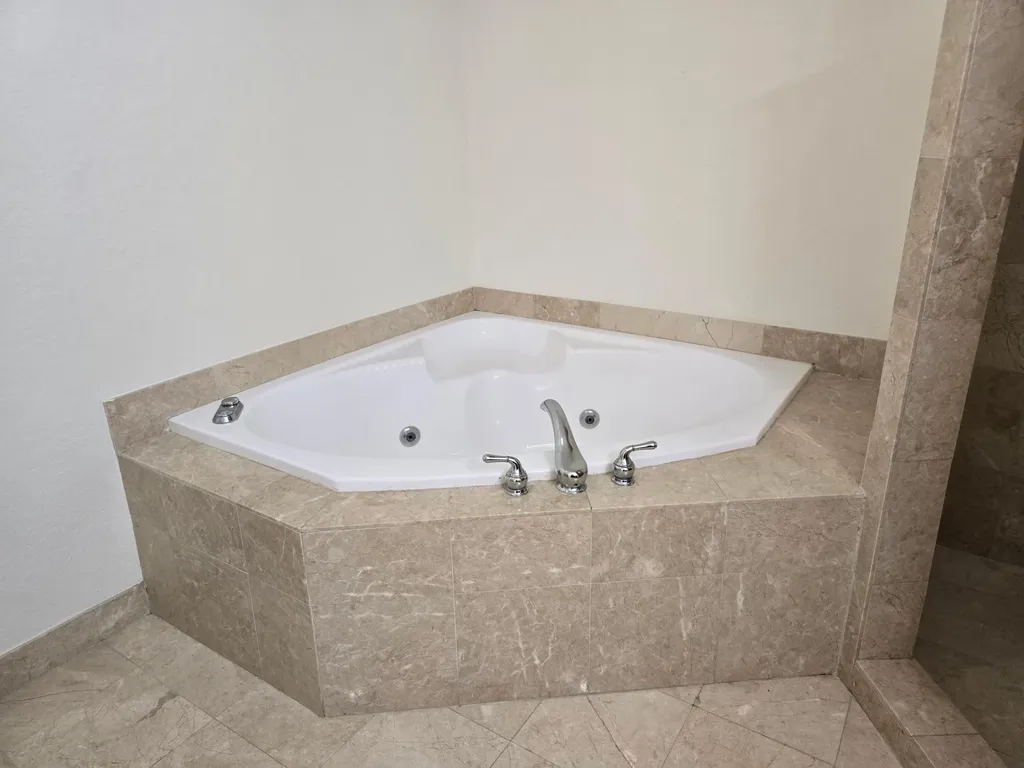 1640 Presidential Way West Palm Beach FL 33401