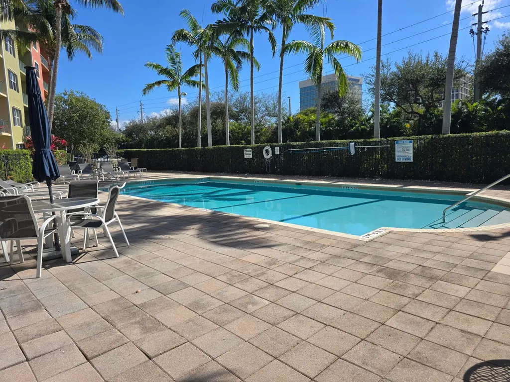 1640 Presidential Way West Palm Beach FL 33401