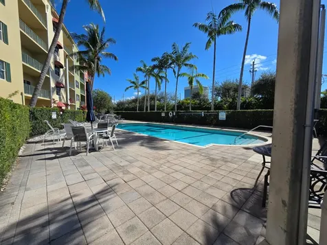 1640 Presidential Way West Palm Beach FL 33401