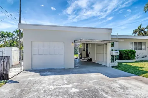609 16th Avenue N Lake Worth Beach FL 33460