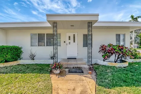 609 16th Avenue N Lake Worth Beach FL 33460
