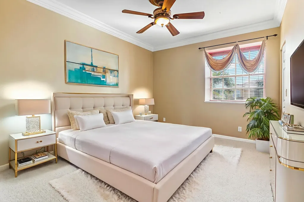 9915 Via Bernini Lake Worth FL 33467