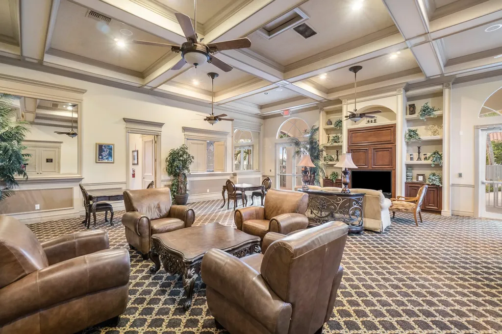 9915 Via Bernini Lake Worth FL 33467
